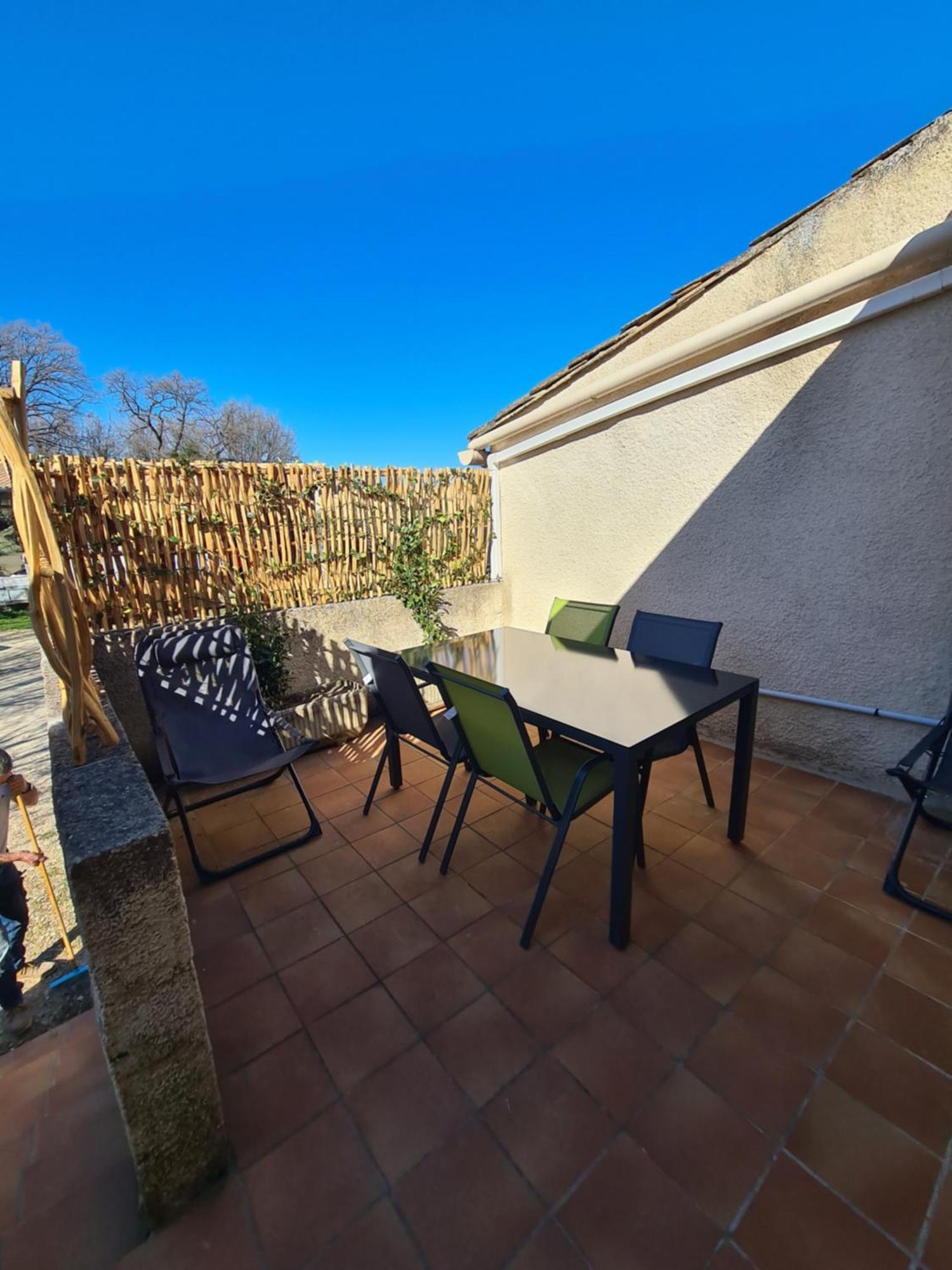 Ferienwohnung Les Oliviers Ansouis Exterior foto